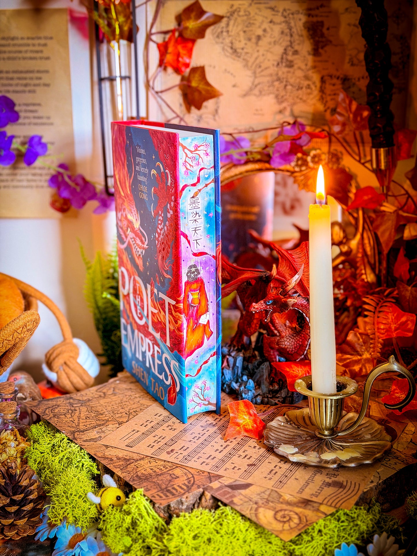 THE POET EMPRESS hand-painted book edges - Special Edition Book