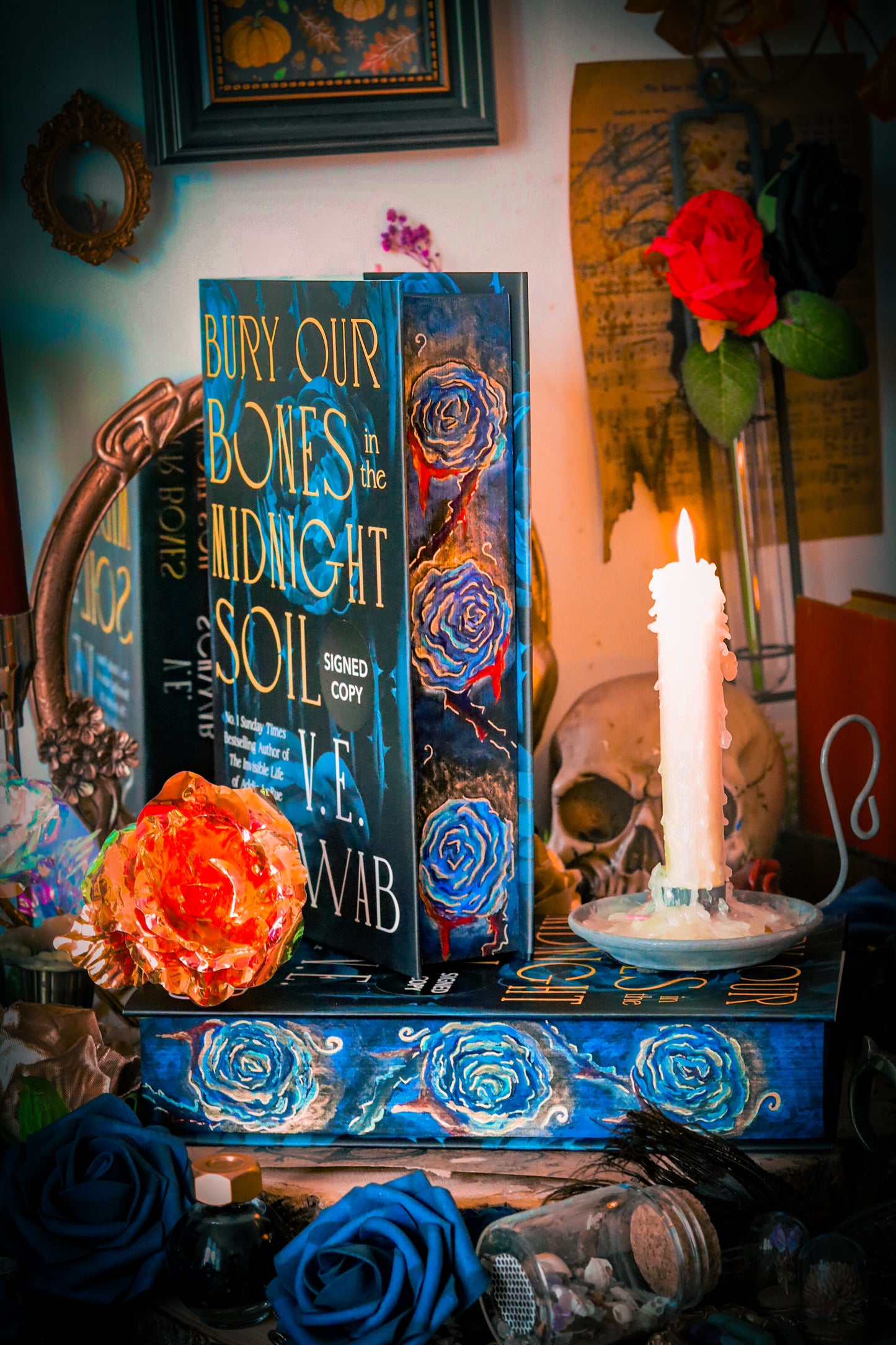 SIGNED Bury Our Bones in the Midnight Soil by V.E Schwab – PAINTED Book Edge + Vinyl foil undercover | Foreedge Painting Collector Edition