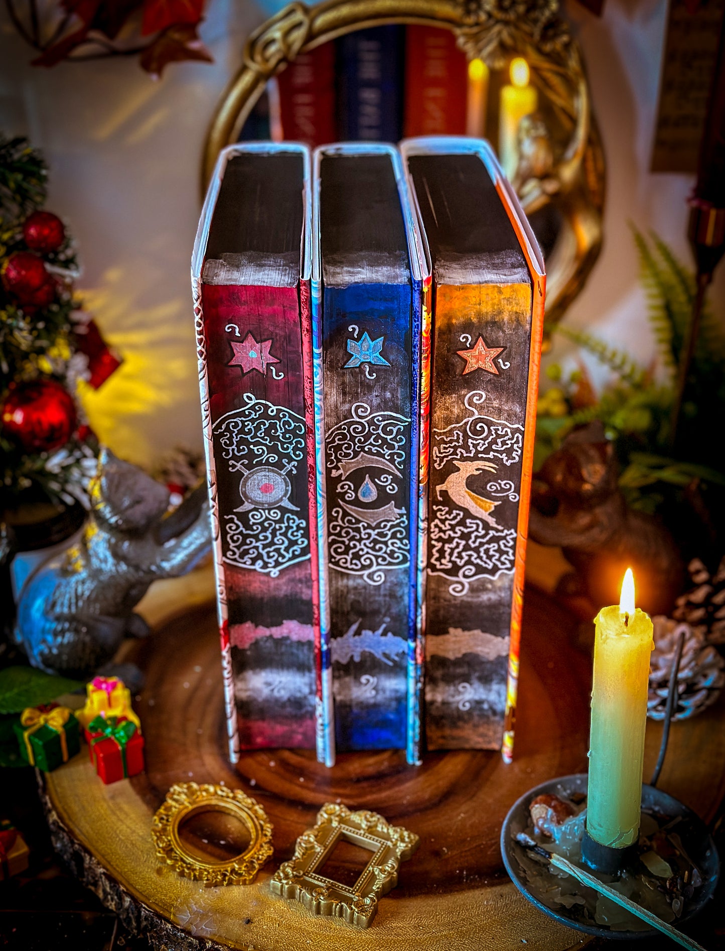 THE FINAL STRIFE hand-painted book edges -  The Ending Fire Trilogy Saara El-Arifi Books