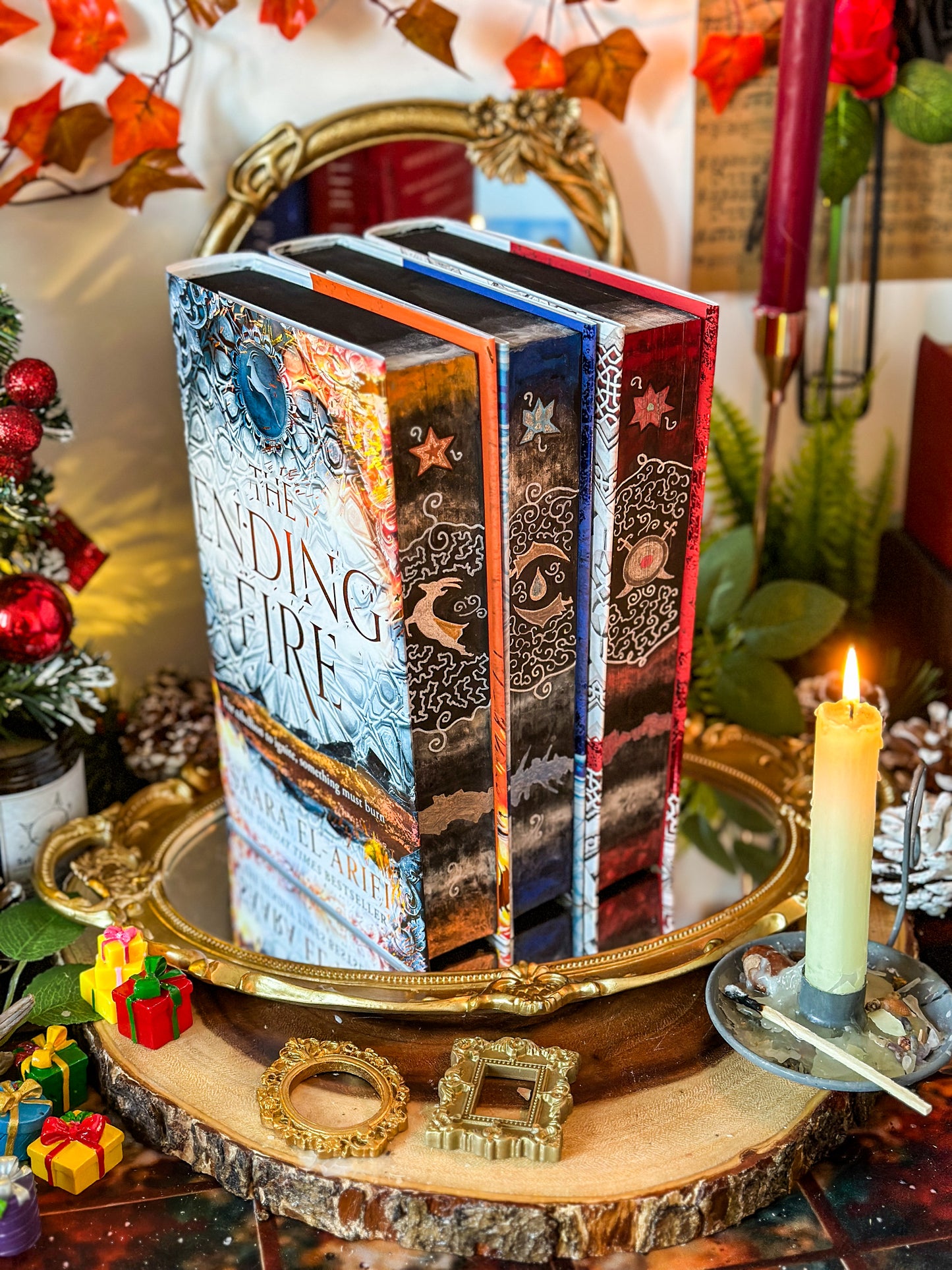 THE FINAL STRIFE hand-painted book edges -  The Ending Fire Trilogy Saara El-Arifi Books